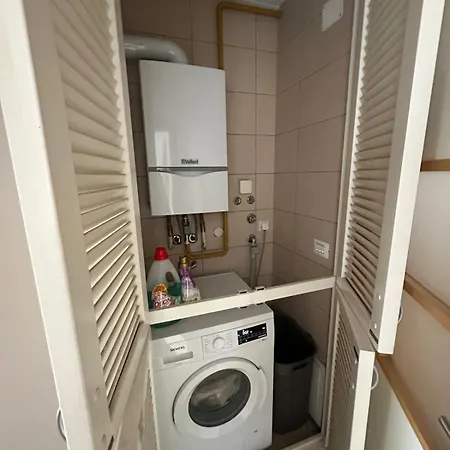 Apartman Modern With Wi Fi And Balcony Szarajevó